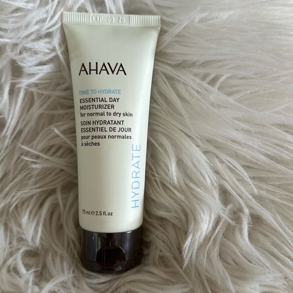 Sealed new Ahava moisture - Picture 1 of 3